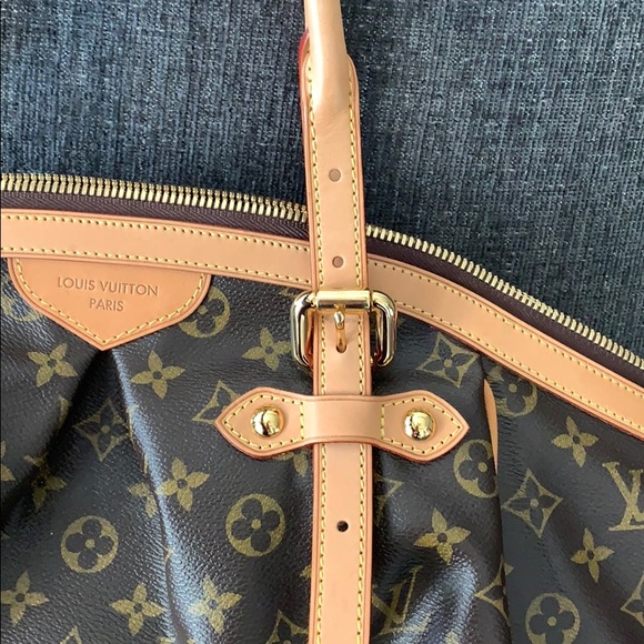 Louis Vuitton Tivolli - Picture 8 of 8